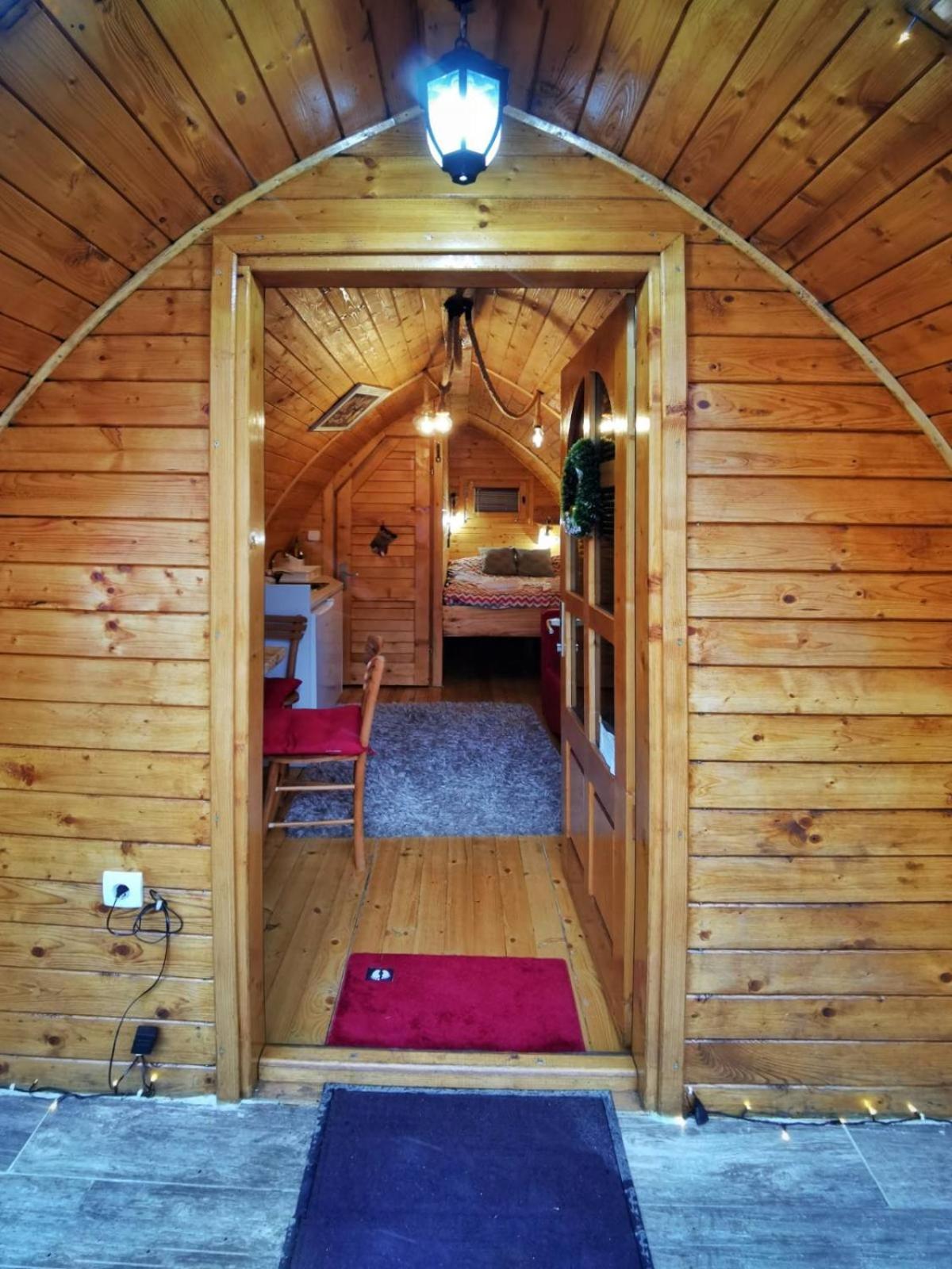 Vila Jelena - Bungalov Crni Vrh Экстерьер фото